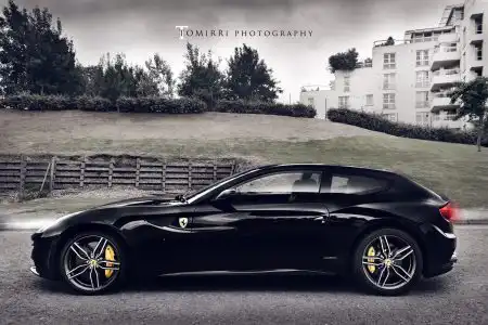 Black Ferrari FF Wallpaper 1920px