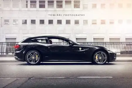 Black Ferrari FF Wallpaper 1920px