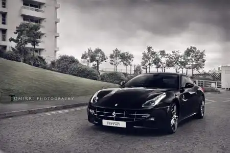 Black Ferrari FF Wallpaper 1920px