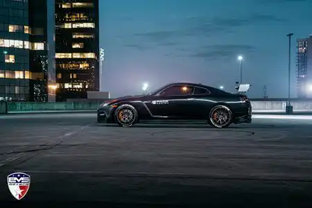 Nissan GTR With ADV.1 Wheels Wallpaper