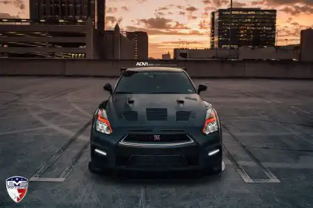 Nissan GTR With ADV.1 Wheels Wallpaper