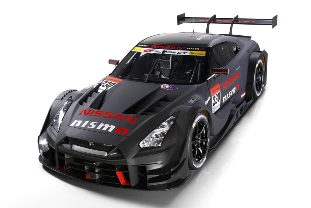 Nissan's new GT500 challenger, the 2017 Nissan GT-R NISMO GT500, aims to battle for championship success in 2017. The Nissan GT-R NISMO GT500 was unveiled at Twin Ring Motegi along with entries from rivals Lexus and Honda. New regulations for 2017 include a 25 percent reduction in total downforce in all GT500 machines. NISMO has also incorporated enhancements with endurance and reliability, while further advances were achieved in power output.