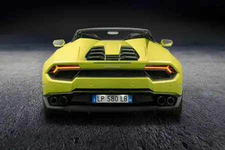 huracan-rwd_spyder_rear