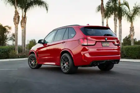 Melbourne Red Metallic BMW X5 M is done by Alex Stone Wallpaper