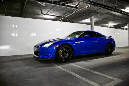 Blue Nissan GTR Photoshoot By Leon Tang