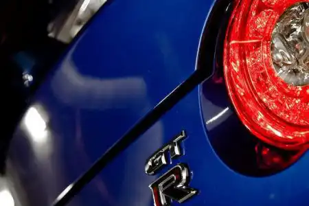 Blue Nissan GTR Photoshoot By Leon Tang