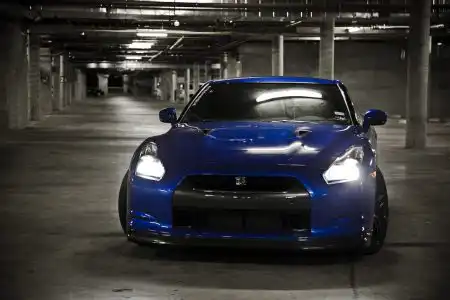 Blue Nissan GTR Photoshoot By Leon Tang