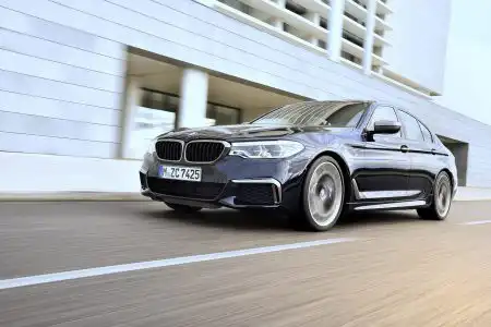 BMW M550i xDrive