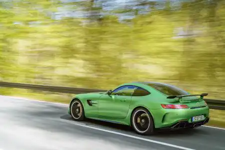 mercedes-amg-gt-r-green-hell-13