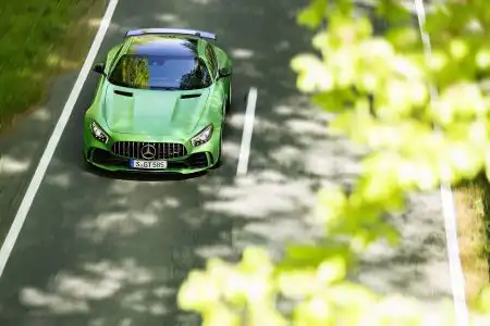 mercedes-amg-gt-r-green-hell-17