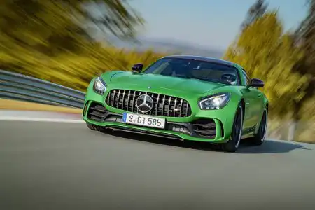 mercedes-amg-gt-r-green-hell-2