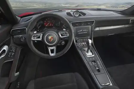 Interieur 911 Carrera 4 GTS Cabriolet