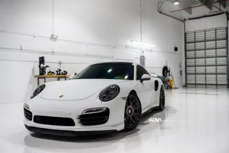 porsche-991-turbo-s-centerlock-black-wheels-forged-custom-sports-car-rims-adv1-911-carrera-e