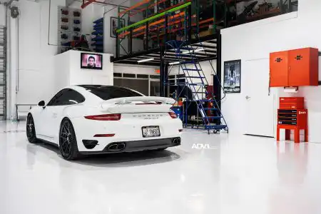 porsche-991-turbo-s-centerlock-black-wheels-forged-custom-sports-car-rims-adv1-911-carrera-h