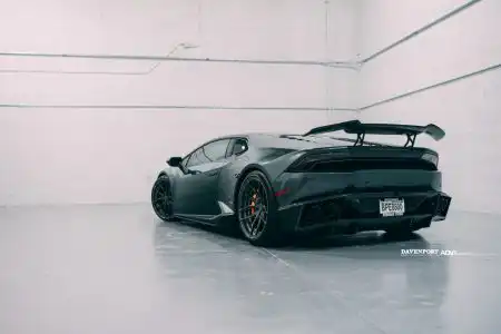 Grigio Lynx Lamborghini Huracán