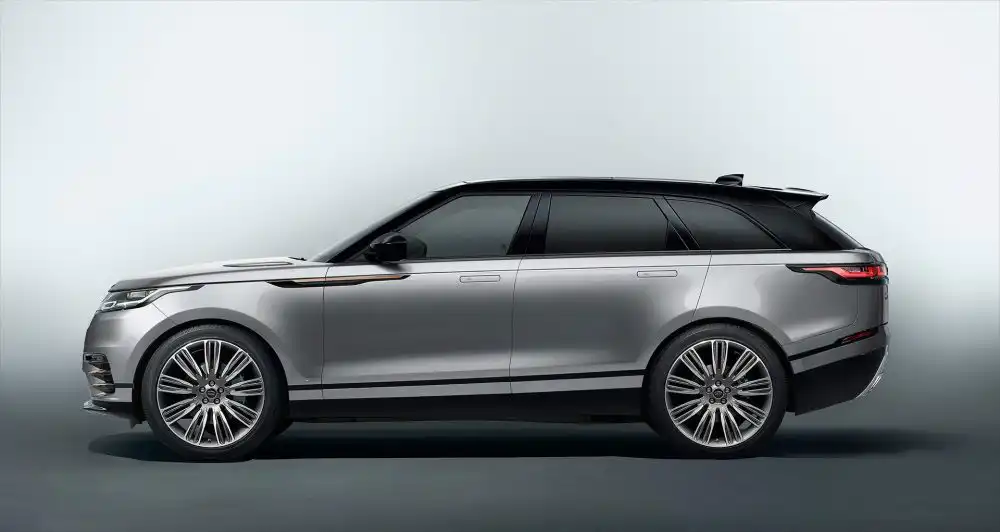 Land Rover Unveils the Range Rover Velar 107 RR Velar 18MY 038 GLHD PR 010317