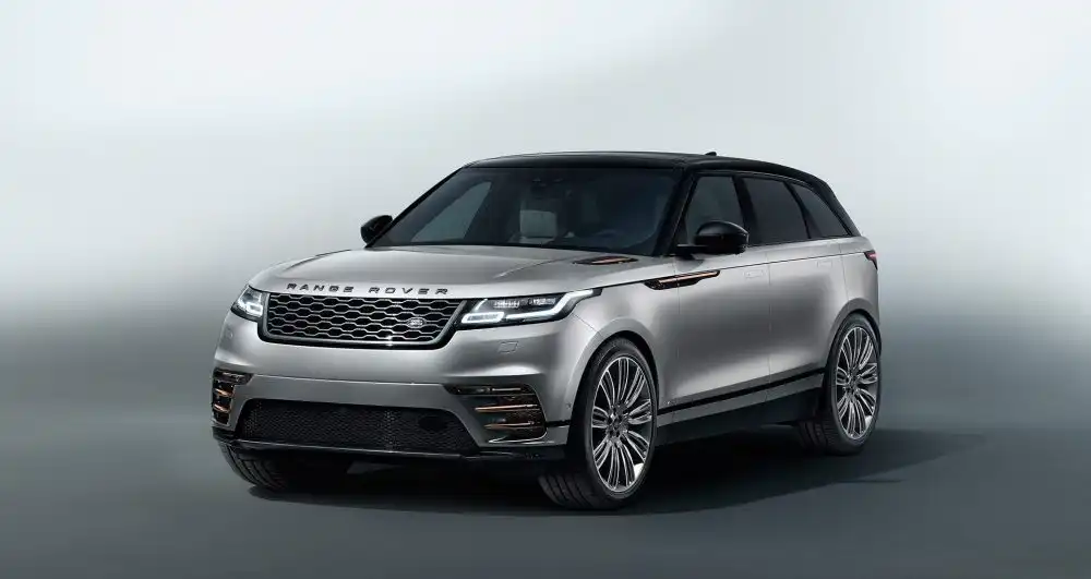 Land Rover Unveils the Range Rover Velar 106 RR Velar 18MY 039 GLHD Studio 010317