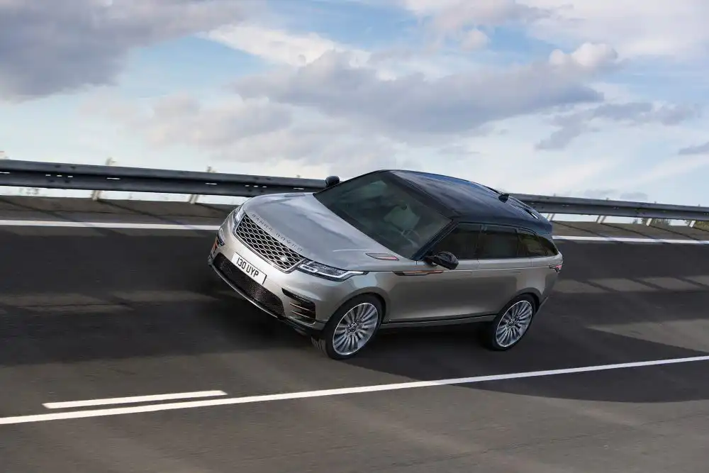 Land Rover Unveils the Range Rover Velar 81 RR Velar 18MY 445 GLHD PR 010317