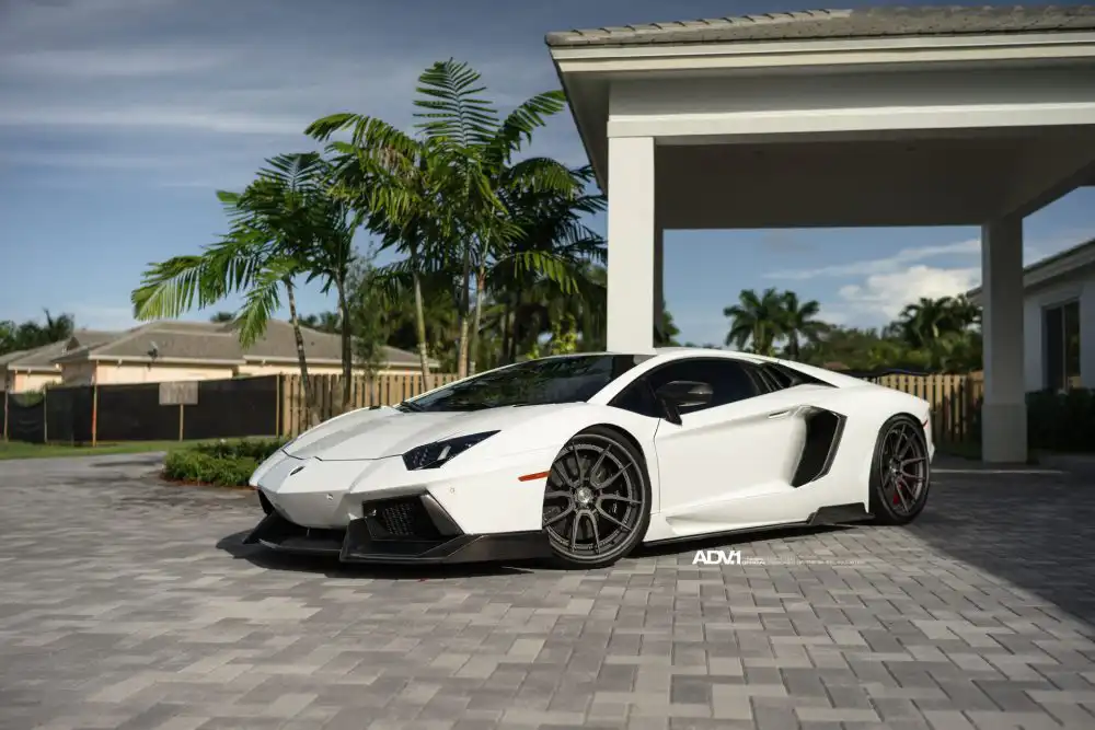 Bianco Avus Lamborghini Aventador With ADV.1 Wheels