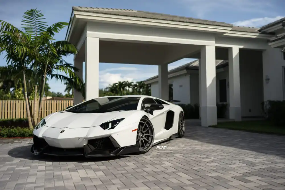 Bianco Avus Lamborghini Aventador With ADV.1 Wheels