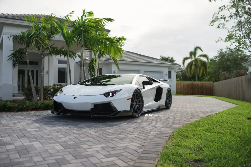 Bianco Avus Lamborghini Aventador With ADV.1 Wheels