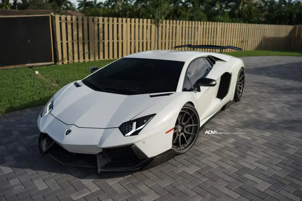 Bianco Avus Lamborghini Aventador With ADV.1 Wheels