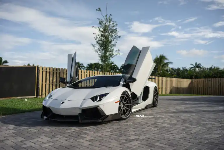 Bianco Avus Lamborghini Aventador With ADV.1 Wheels
