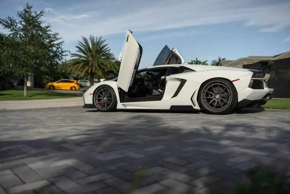 Bianco Avus Lamborghini Aventador With ADV.1 Wheels
