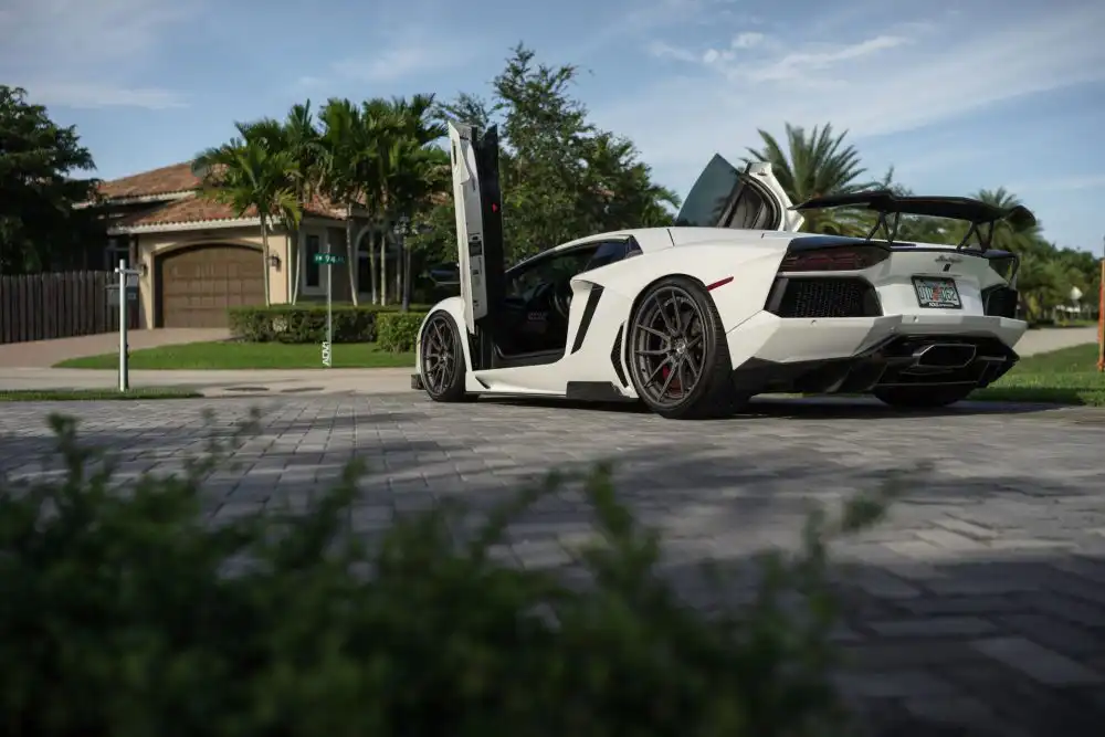 Bianco Avus Lamborghini Aventador With ADV.1 Wheels