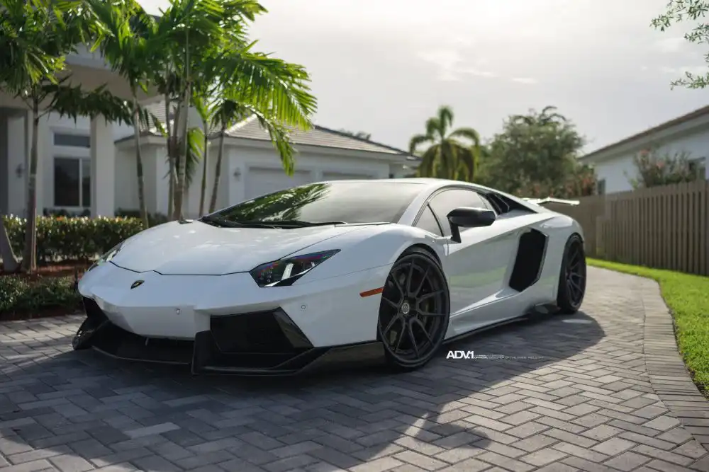 Bianco Avus Lamborghini Aventador With ADV.1 Wheels