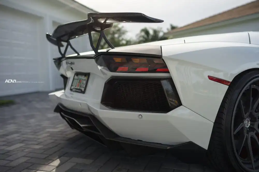 Bianco Avus Lamborghini Aventador With ADV.1 Wheels