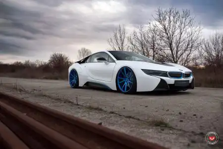 BMW i8 With Vossen VPS-301 Forged Wheels