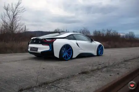 BMW i8 With Vossen VPS-301 Forged Wheels