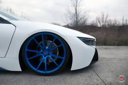 BMW i8 With Vossen VPS-301 Forged Wheels