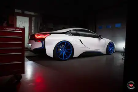 BMW i8 With Vossen VPS-301 Forged Wheels