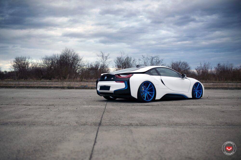 BMW i8 With Vossen VPS-301 Forged Wheels