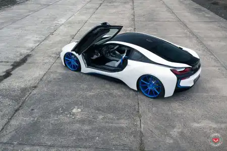 BMW i8 With Vossen VPS-301 Forged Wheels