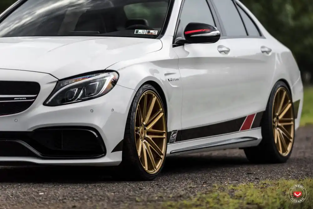 White Mercedes-Benz C63 AMG Gets Vossen Forged Wheels 8 White Mercedes Benz C63 AMG With Vossen Forged Wheels 12