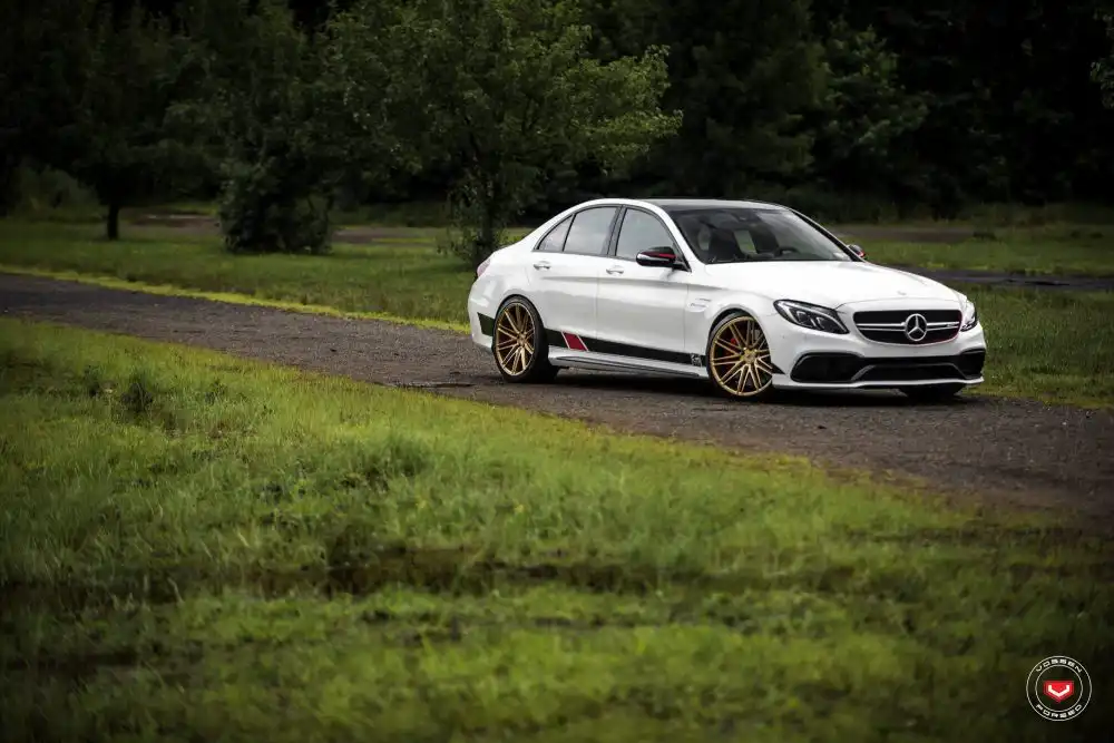 White Mercedes-Benz C63 AMG Gets Vossen Forged Wheels 3 White Mercedes Benz C63 AMG With Vossen Forged Wheels 17