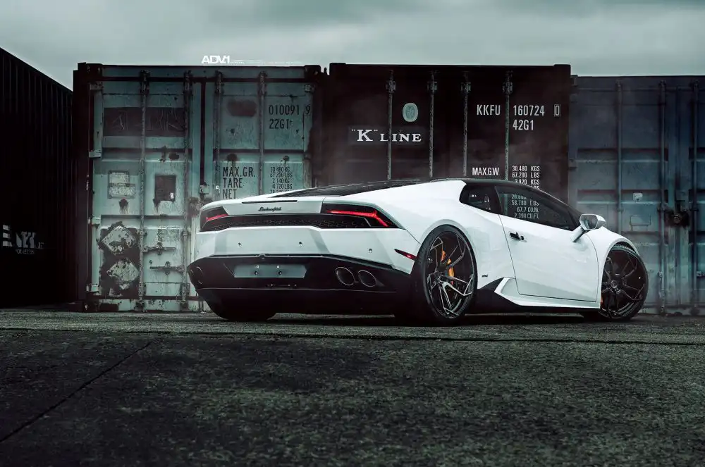 Photoshoot: Bianco Avus Lamborghini Huracán Gets ADV.1 Wheels 9 Bianco Avus Lamborghini Huracán Gets ADV.1 Wheels