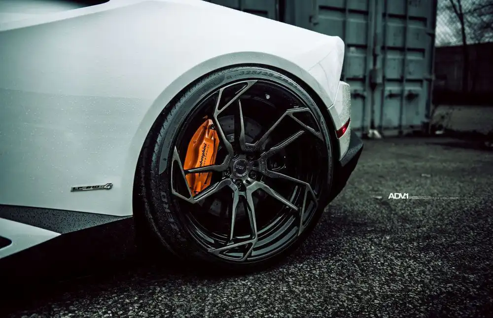 Photoshoot: Bianco Avus Lamborghini Huracán Gets ADV.1 Wheels 5 Bianco Avus Lamborghini Huracán Gets ADV.1 Wheels