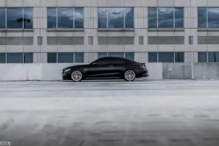 mercedes-amg-c63s-coupe-on-velos-xx-forged-wheels_34636466326_o