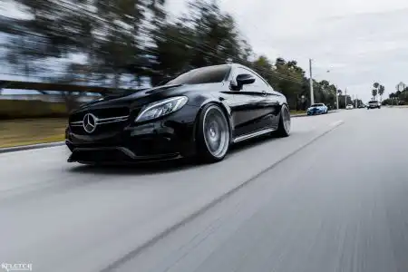 mercedes-benz-c63-amg-coupe-on-velo-s_34169504630_o