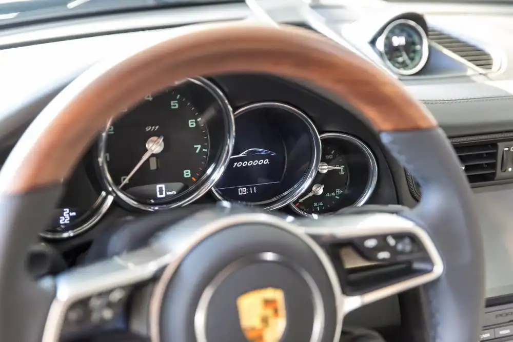 Porsche Milestone: One-Millionth Porsche 911 Rolls Off The Production Line 30 porsche 911 millionth 08