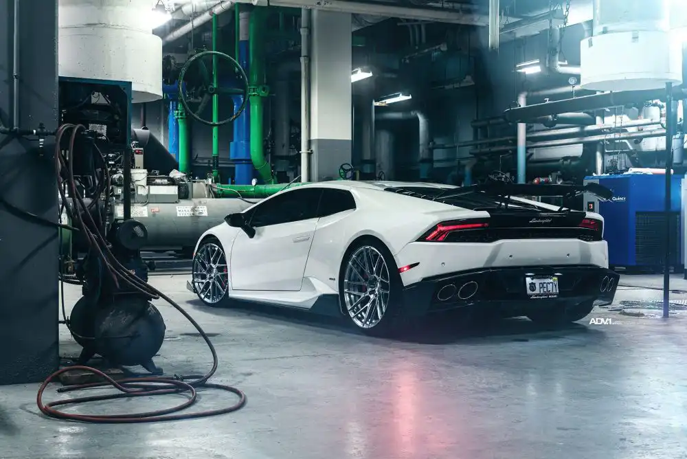 Bianco Avus Lamborghini Huracan Gets ADV.1 Directional Wheels 24 White Lamborghini Huracan With ADV.1 Wheels Wallpaper