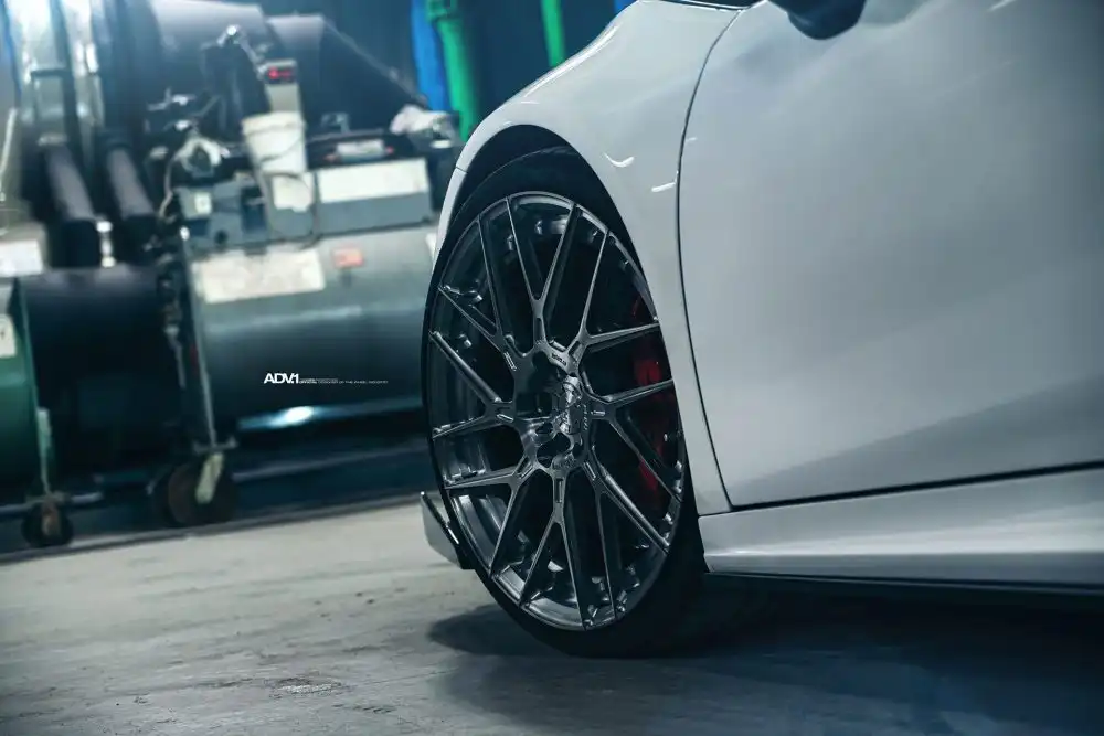 Bianco Avus Lamborghini Huracan Gets ADV.1 Directional Wheels 29 White Lamborghini Huracan With ADV.1 Wheels Wallpaper