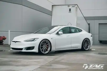 TAG_Tesla_ADV1_1