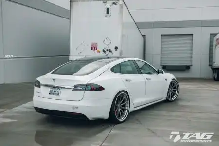 TAG_Tesla_ADV1_10