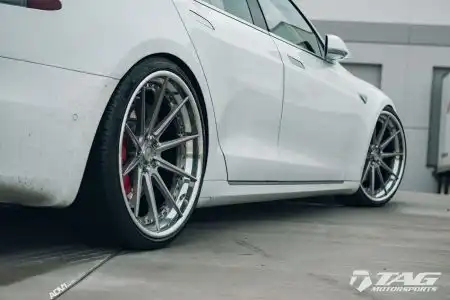 TAG_Tesla_ADV1_11