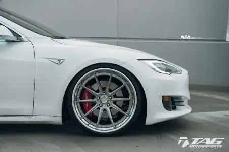 TAG_Tesla_ADV1_16